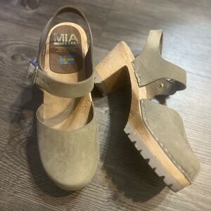 MIA Swedish Tan Wooden Heel Clogs